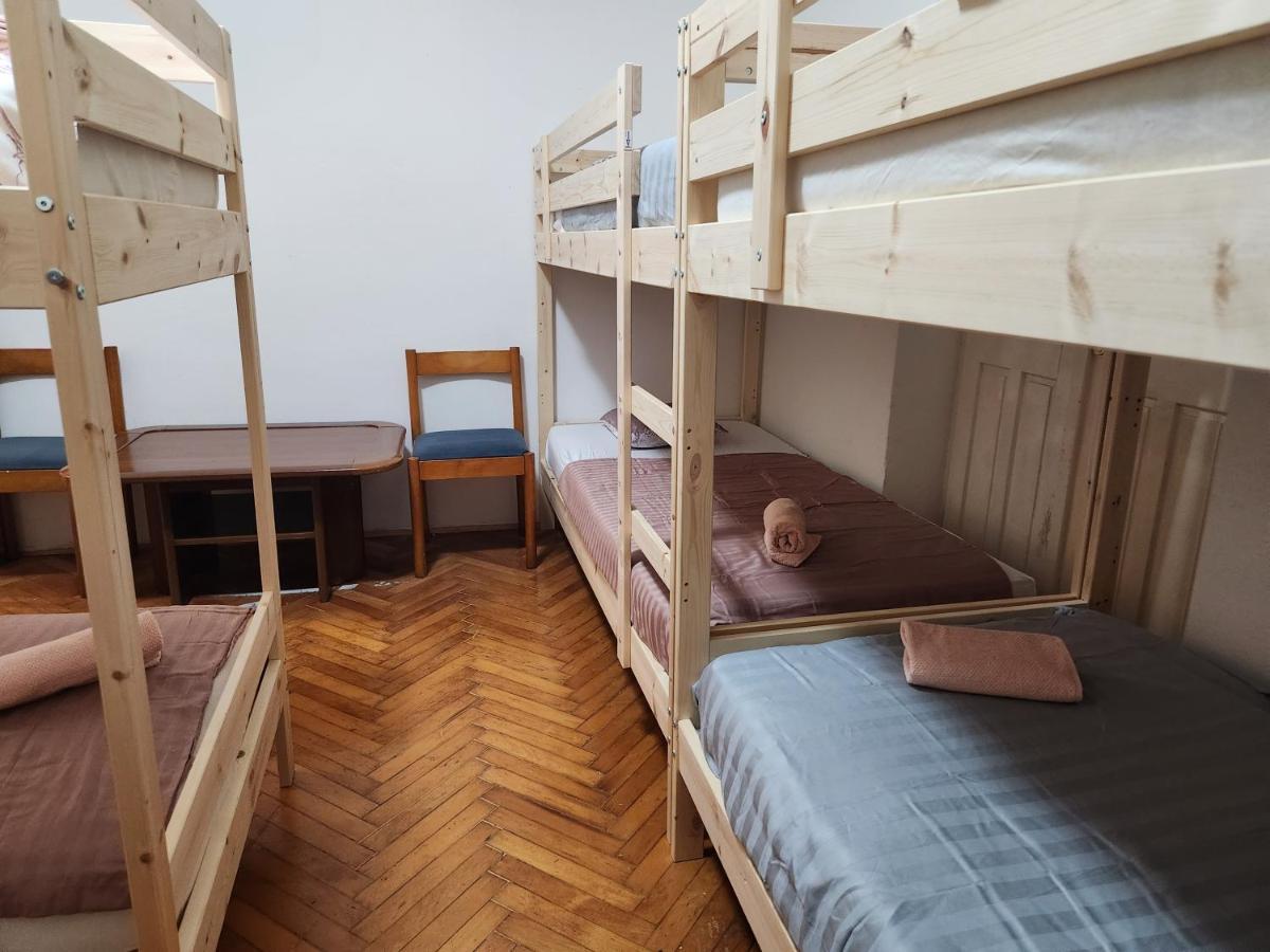Hostel Queen Centar Split Exterior foto