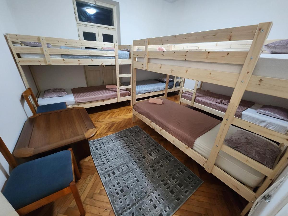Hostel Queen Centar Split Exterior foto